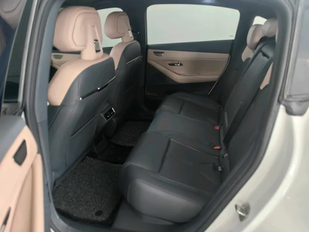 2022 Mazda 3 Axela 2.0L 158HP L4 6AT,autocango,china used car exporter,china ev exporter,chinese used car exporter,chinese used ev exporter