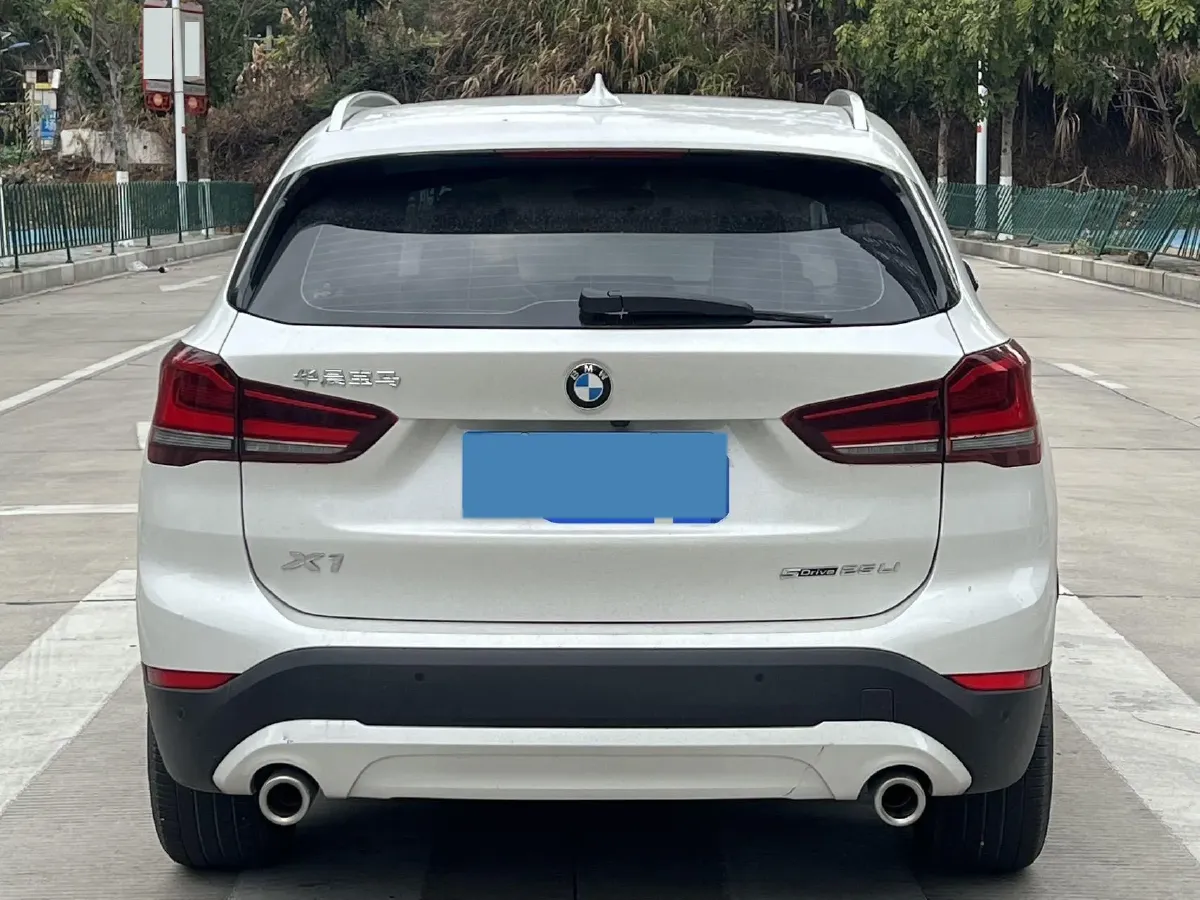 2022 BMW X1 2.0T 192HP L4 7DCT,autocango,china used car exporter,china ev exporter,chinese used car exporter,chinese used ev exporter
