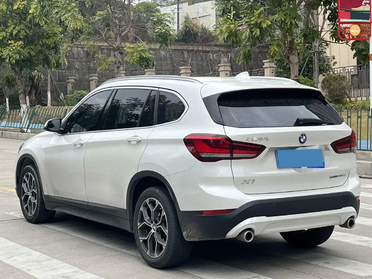 2022 BMW X1 2.0T 192HP L4 7DCT,autocango,china used car exporter,china ev exporter,chinese used car exporter,chinese used ev exporter