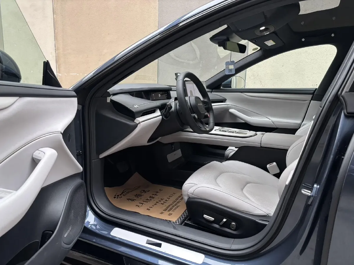 2024 MI SU7 BEV 94.3KWH,autocango,china used car exporter,china ev exporter,chinese used car exporter,chinese used ev exporter