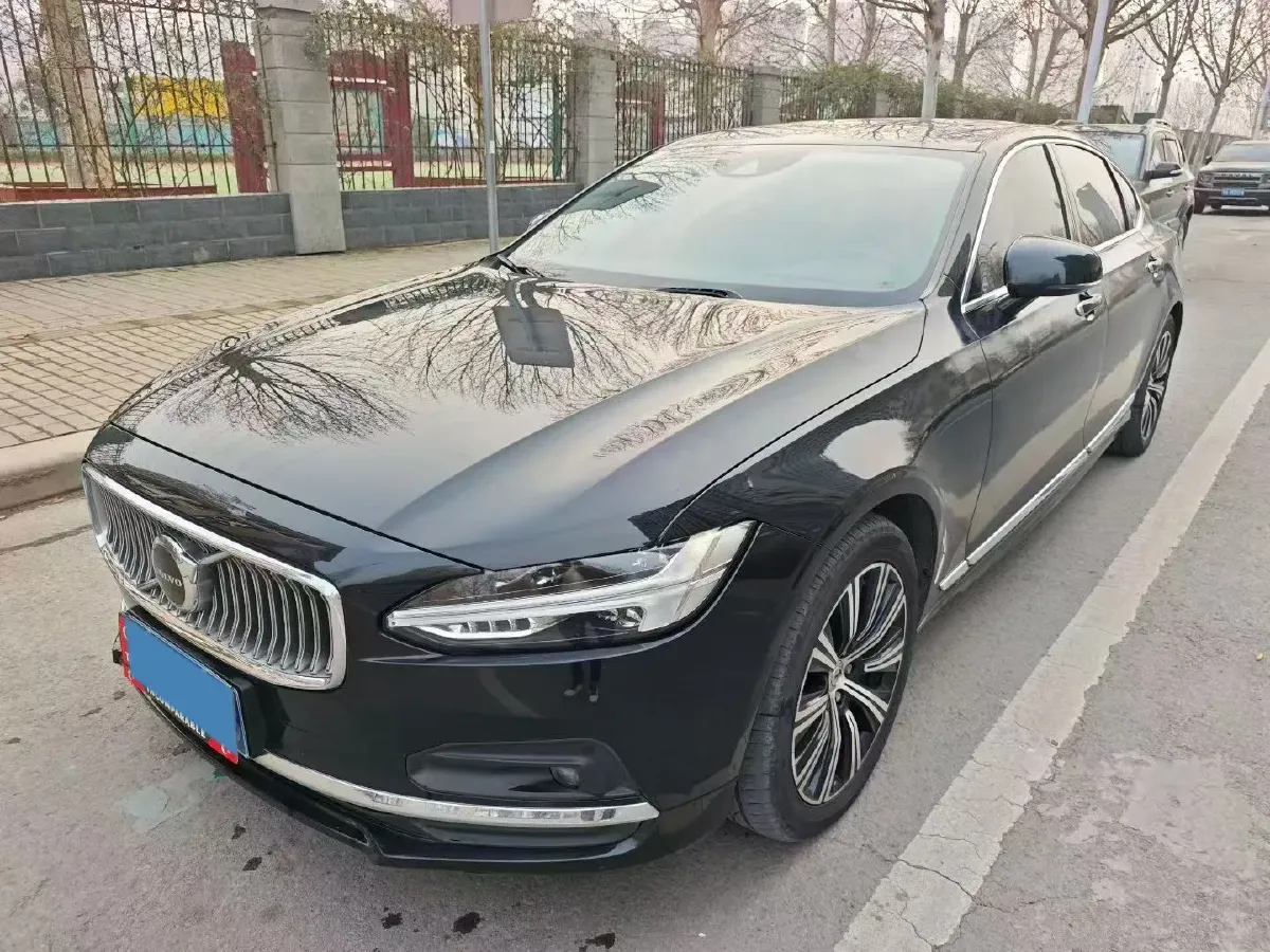 2021 Volvo S90 2.0T 250HP L4 8AT,autocango,china used car exporter,china ev exporter,chinese used car exporter,chinese used ev exporter