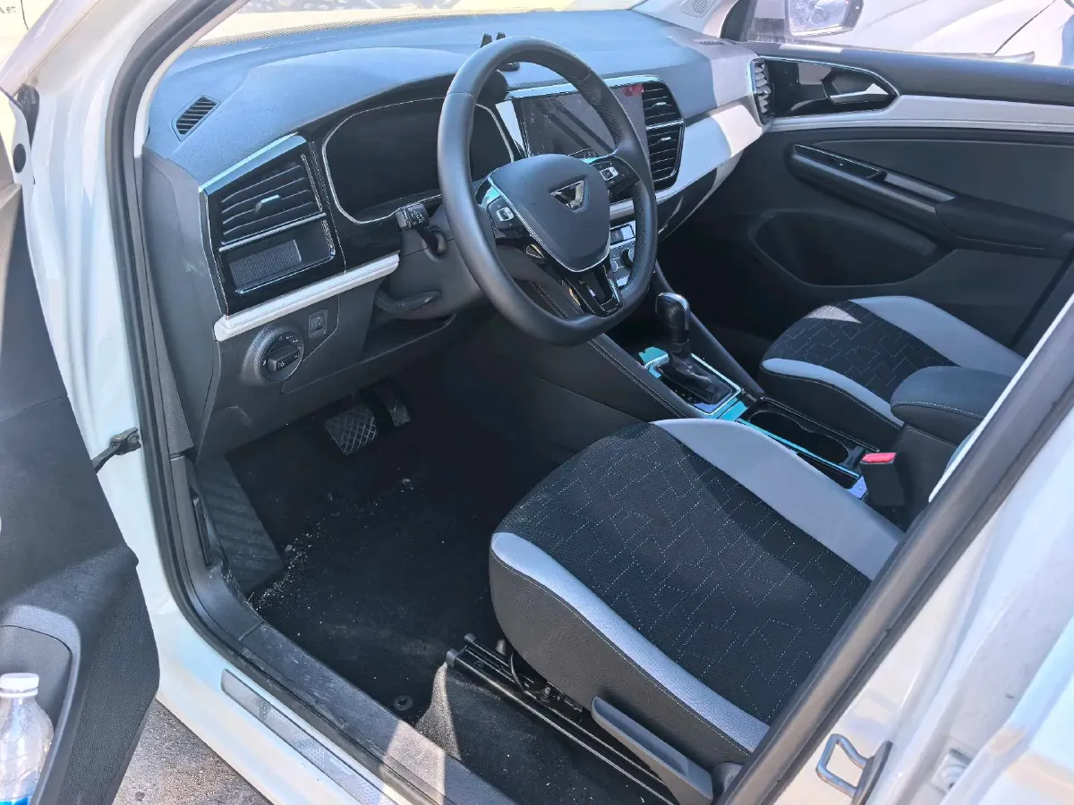 2023 Jetta VS7 1.4T 150HP L4 6AT,autocango,china used car exporter,china ev exporter,chinese used car exporter,chinese used ev exporter