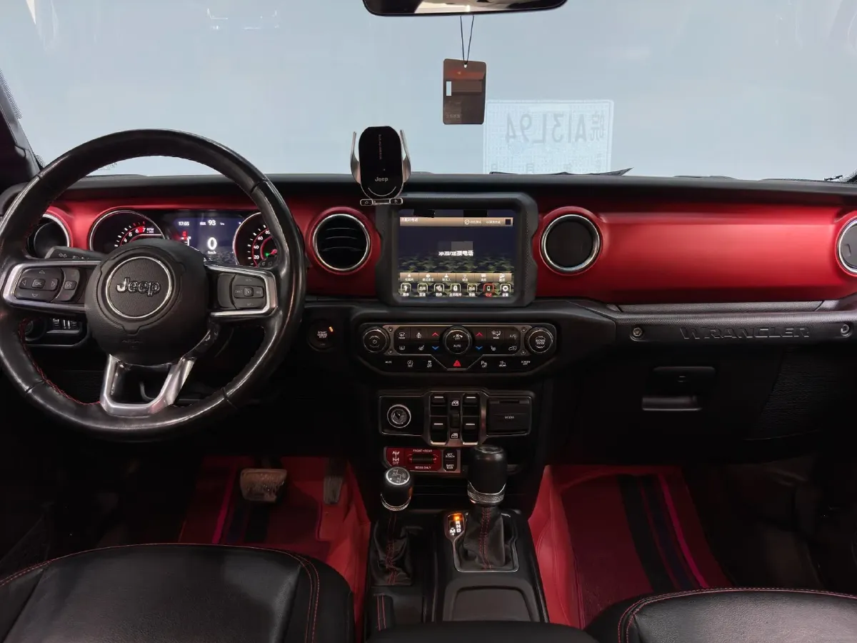 2021 Jeep Wrangler 2.0T 266HP L4 8AT,autocango,china used car exporter,china ev exporter,chinese used car exporter,chinese used ev exporter