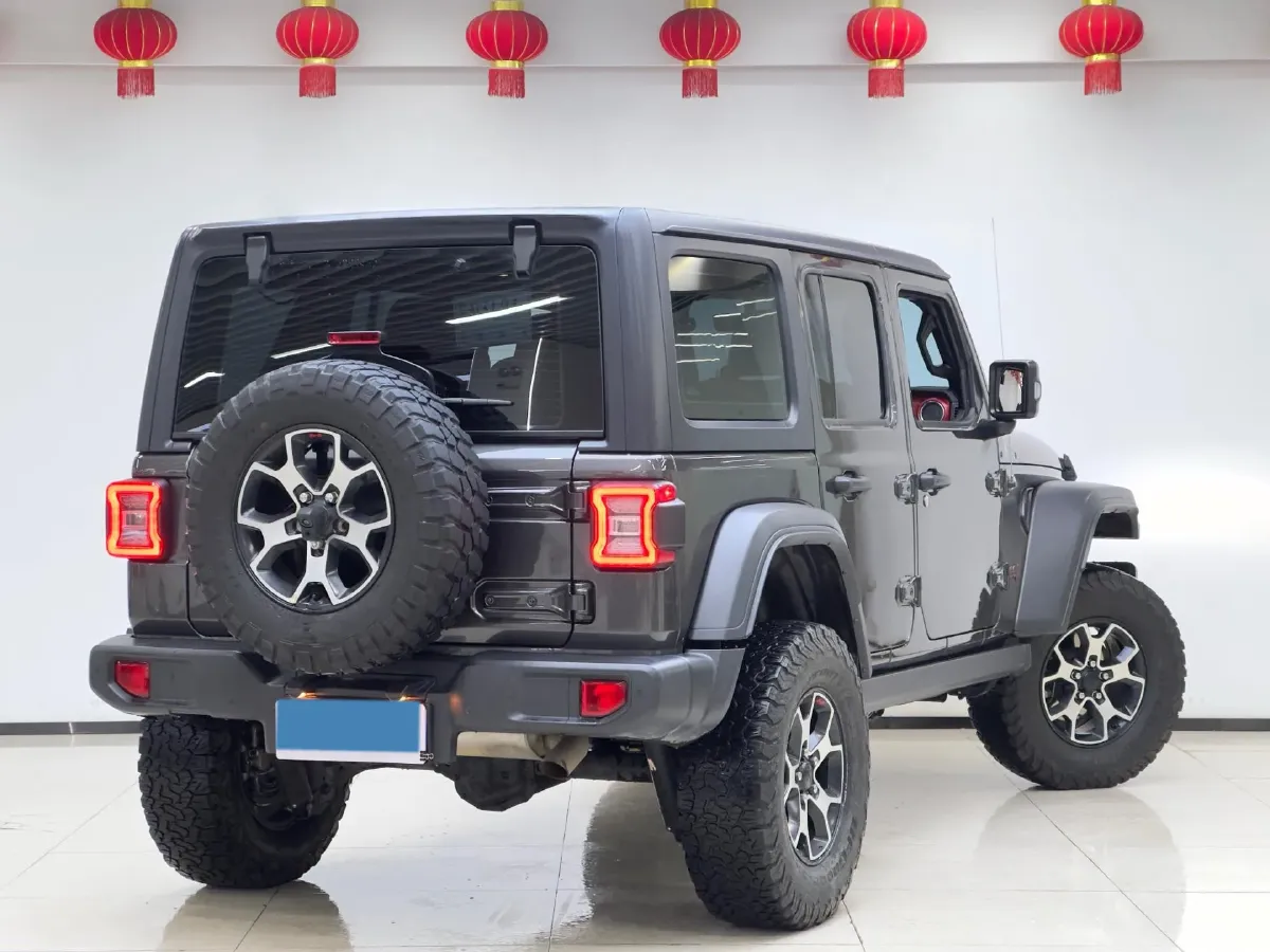 2021 Jeep Wrangler 2.0T 266HP L4 8AT,autocango,china used car exporter,china ev exporter,chinese used car exporter,chinese used ev exporter