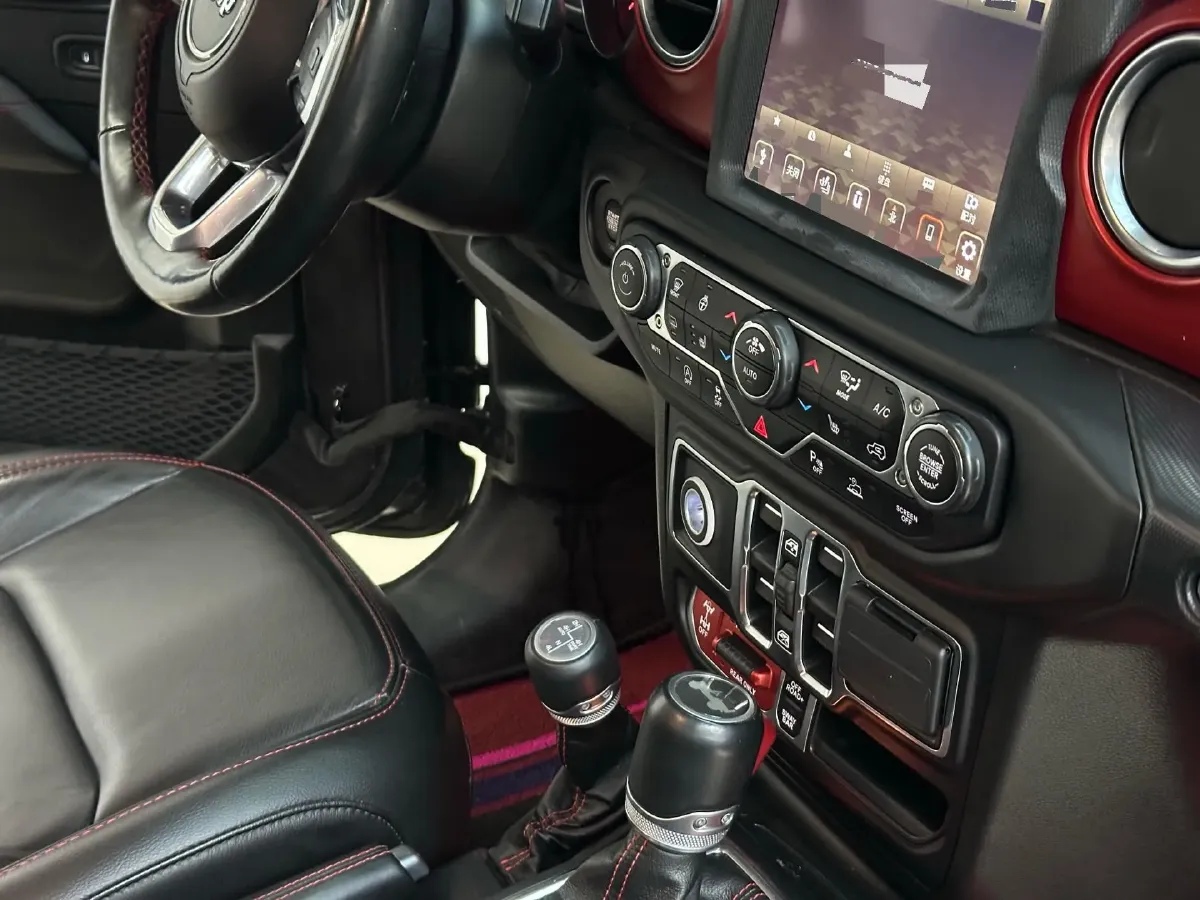 2021 Jeep Wrangler 2.0T 266HP L4 8AT,autocango,china used car exporter,china ev exporter,chinese used car exporter,chinese used ev exporter