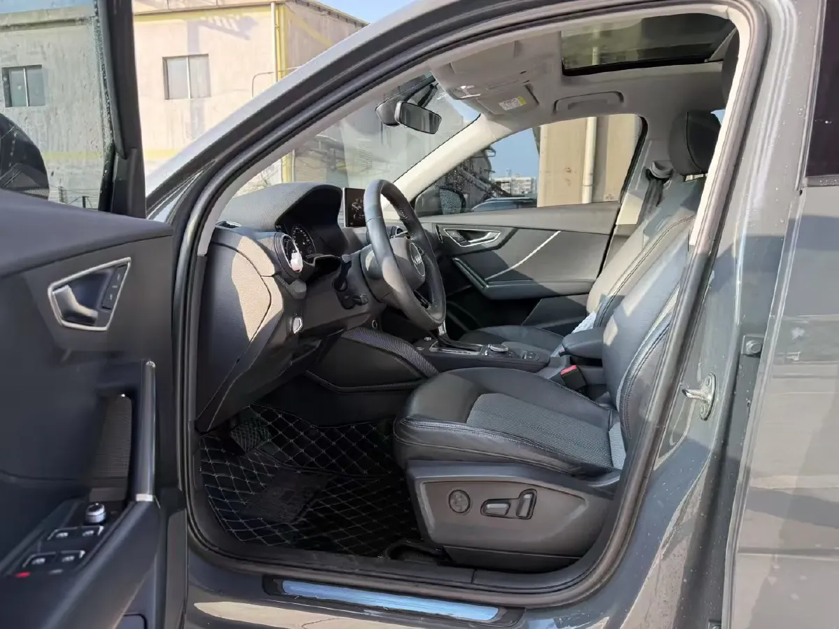 2021 Audi Q2L 1.4T 150HP L4 7DCT,autocango,china used car exporter,china ev exporter,chinese used car exporter,chinese used ev exporter