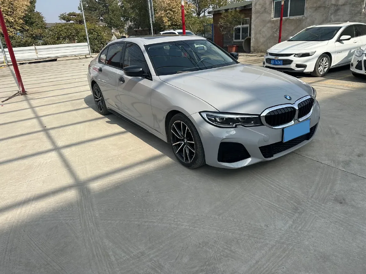 2021 BMW 3 Series 2.0T 156HP L4 8AT,autocango,china used car exporter,china ev exporter,chinese used car exporter,chinese used ev exporter