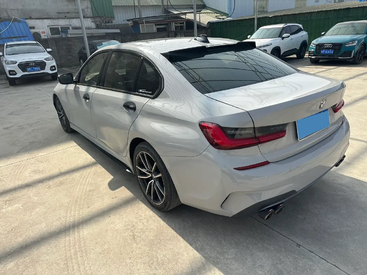 2021 BMW 3 Series 2.0T 156HP L4 8AT,autocango,china used car exporter,china ev exporter,chinese used car exporter,chinese used ev exporter
