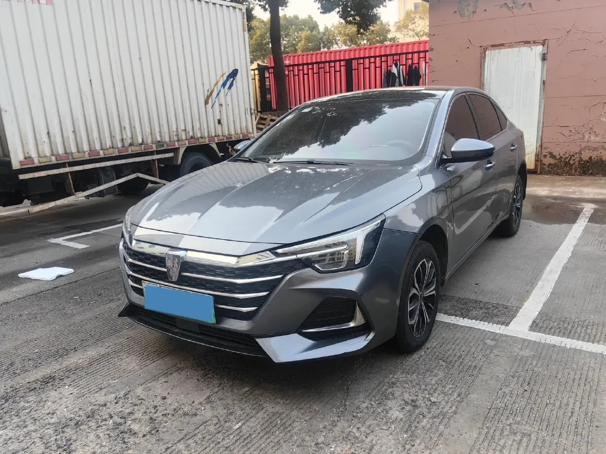 2022 JMC YuHu 7 2.0T 141HP L4 8AT,autocango,china used car exporter,china ev exporter,chinese used car exporter,chinese used ev exporter
