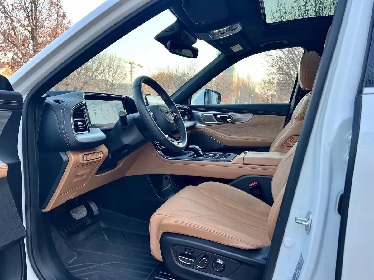 2023 GAC Trumpchi M8 2.0T 252HP L4 8AT,autocango,china used car exporter,china ev exporter,chinese used car exporter,chinese used ev exporter