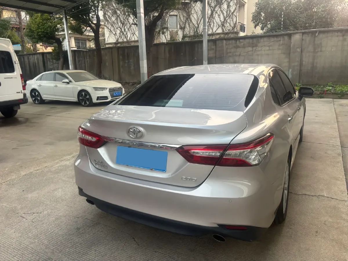 2018 Toyota Camry 2.0L 169HP L4 6AT,autocango,china used car exporter,china ev exporter,chinese used car exporter,chinese used ev exporter