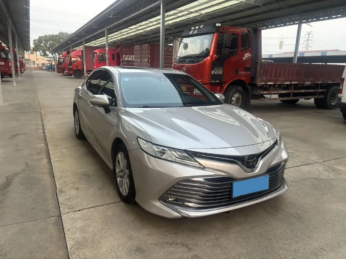 2018 Toyota Camry 2.0L 169HP L4 6AT,autocango,china used car exporter,china ev exporter,chinese used car exporter,chinese used ev exporter