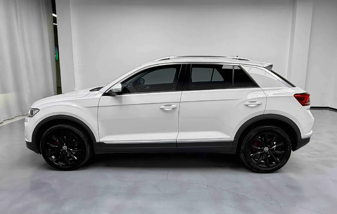 2021 Volkswagen T-Roc 1.4T 150HP L4 7DCT,autocango,china used car exporter,china ev exporter,chinese used car exporter,chinese used ev exporter