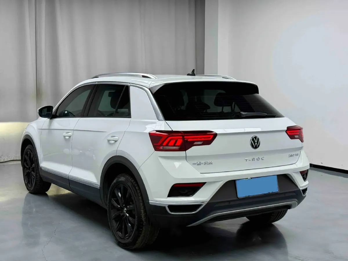2021 Volkswagen T-Roc 1.4T 150HP L4 7DCT,autocango,china used car exporter,china ev exporter,chinese used car exporter,chinese used ev exporter