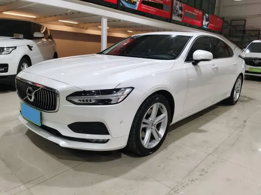 2018 Volvo S90 2.0T 190HP L4 8AT,autocango,china used car exporter,china ev exporter,chinese used car exporter,chinese used ev exporter