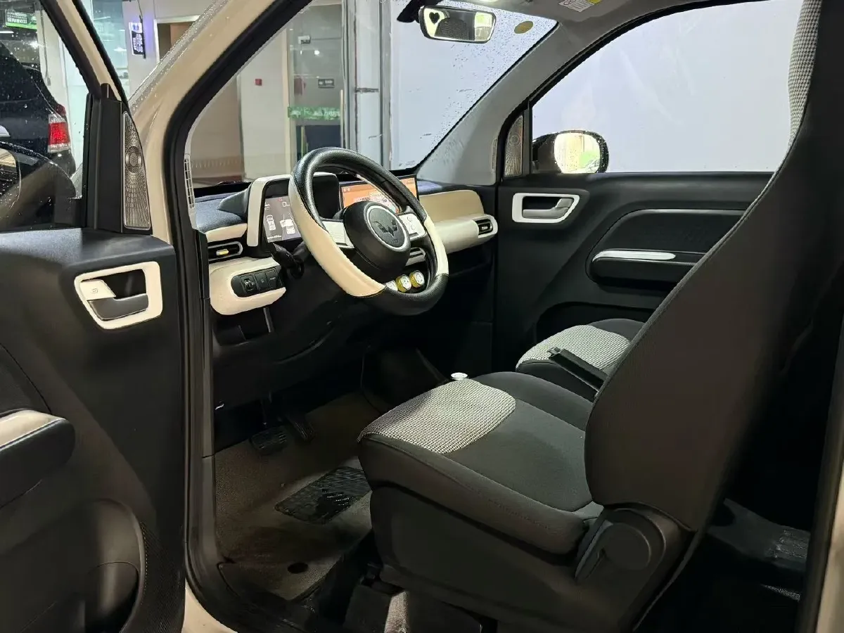 2024 WuLing HongGuang MINI EV BEV 17.3KWH,autocango,china used car exporter,china ev exporter,chinese used car exporter,chinese used ev exporter