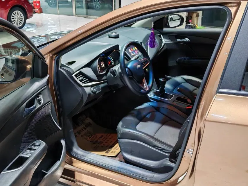 2016 Chevrolet Cavalier 1.5L 113HP L4 5MT,autocango,china used car exporter,china ev exporter,chinese used car exporter,chinese used ev exporter