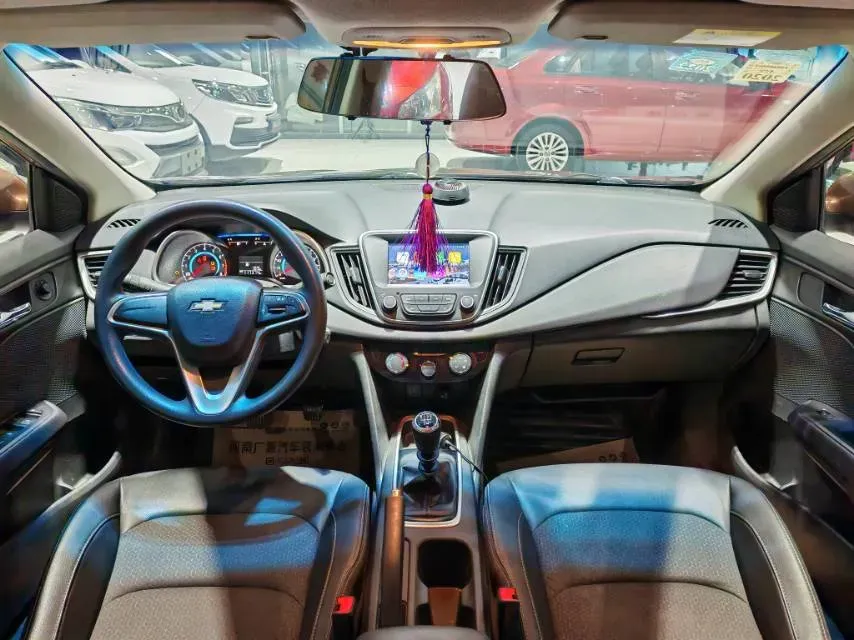 2016 Chevrolet Cavalier 1.5L 113HP L4 5MT,autocango,china used car exporter,china ev exporter,chinese used car exporter,chinese used ev exporter