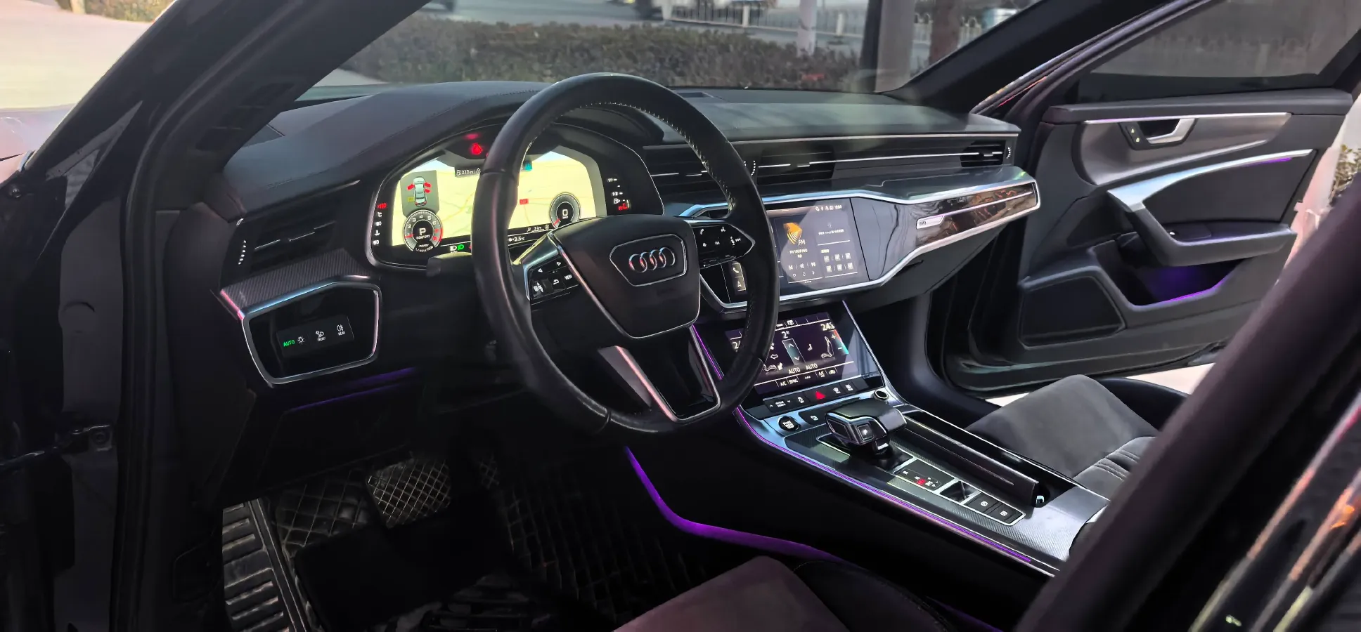 2021 Audi A6L 2.0T 190HP L4 7DCT,autocango,china used car exporter,china ev exporter,chinese used car exporter,chinese used ev exporter