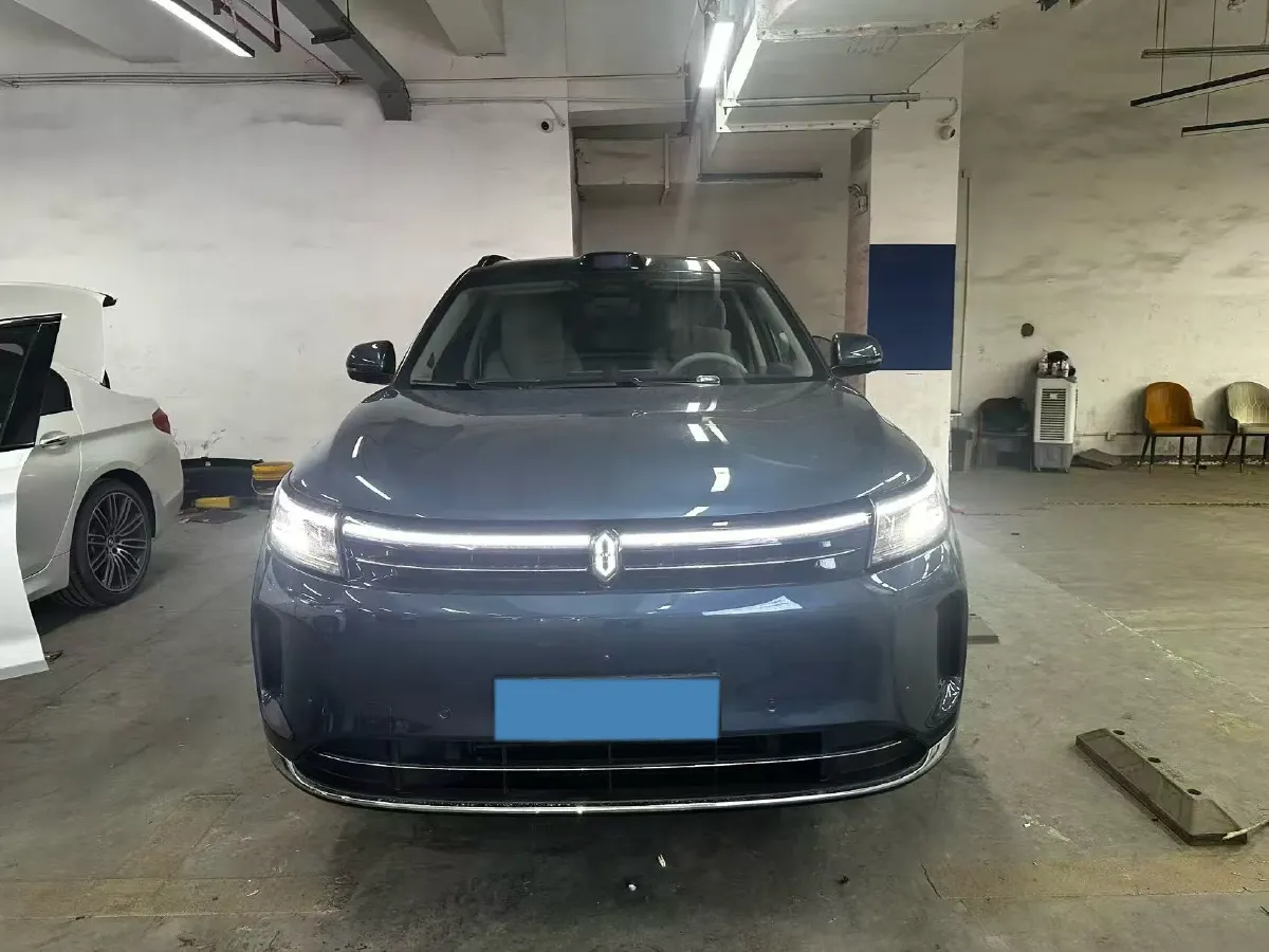2024 AITO AITO M7 1.5T 152HP L4 REEV 42KWH,autocango,china used car exporter,china ev exporter,chinese used car exporter,chinese used ev exporter