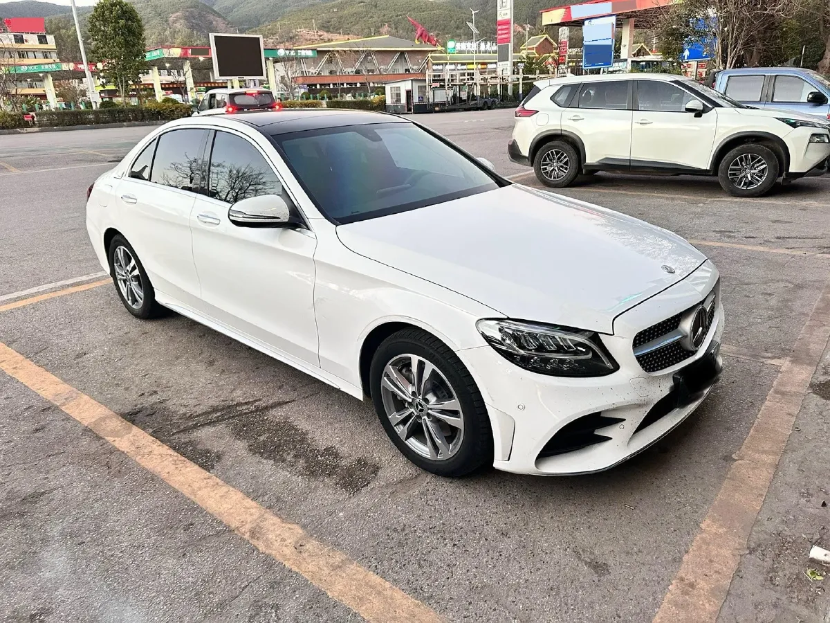 2021 Mercedes-Benz C Class 1.5T 156HP L4 9AT,autocango,china used car exporter,china ev exporter,chinese used car exporter,chinese used ev exporter