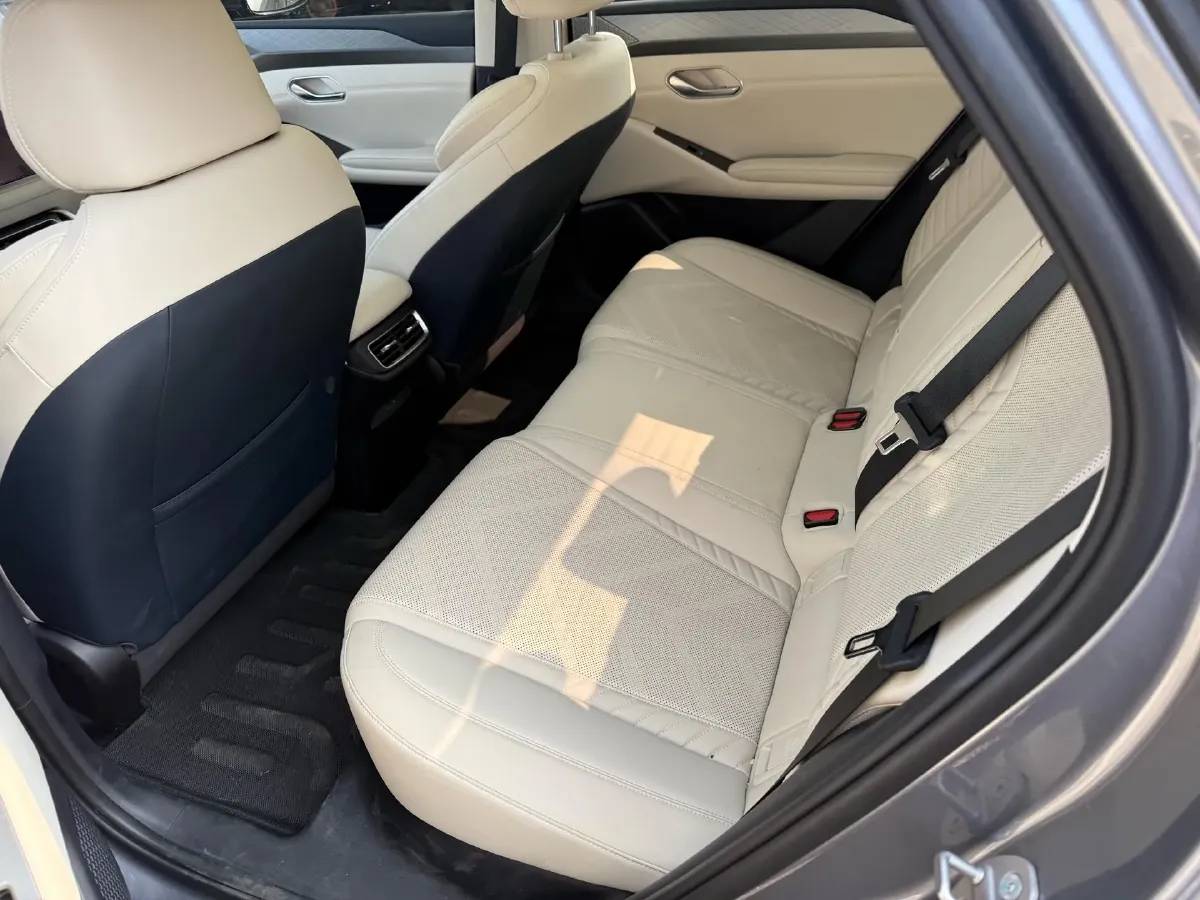 2025 BYD QinL BEV,autocango,china used car exporter,china ev exporter,chinese used car exporter,chinese used ev exporter