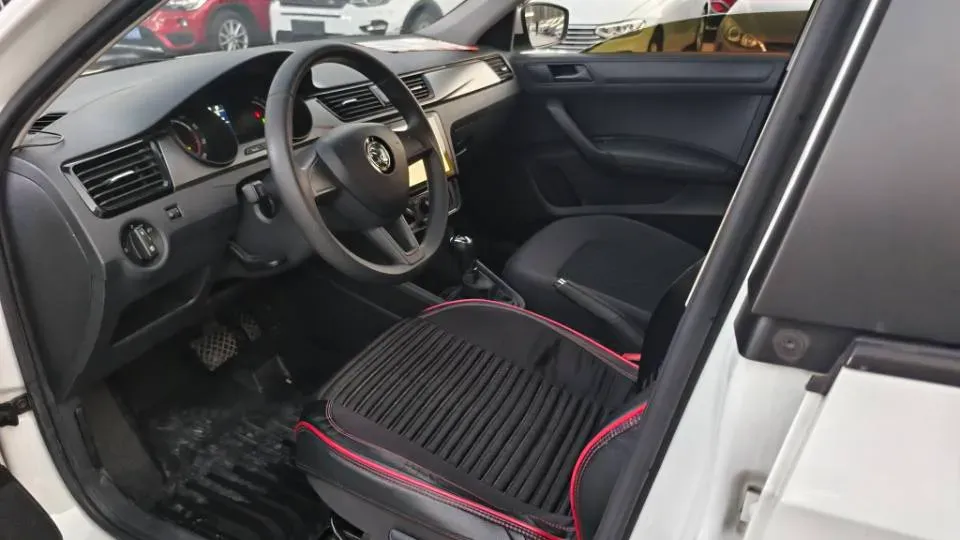 2020 DongFeng Aeolus YiXuan 1.5T 150HP L4 6DCT,autocango,china used car exporter,china ev exporter,chinese used car exporter,chinese used ev exporter