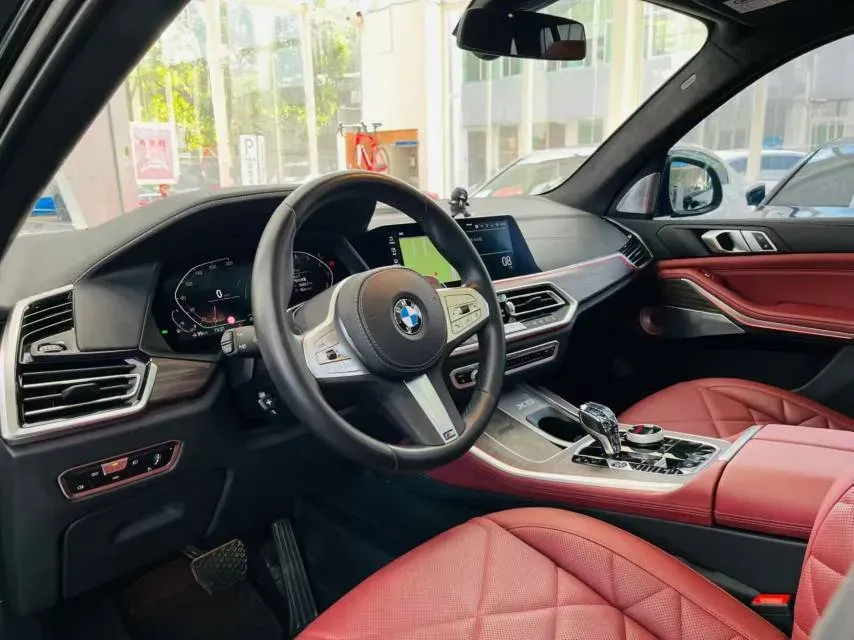 2022 BMW X5 3.0T 333HP L6 8AT,autocango,china used car exporter,china ev exporter,chinese used car exporter,chinese used ev exporter