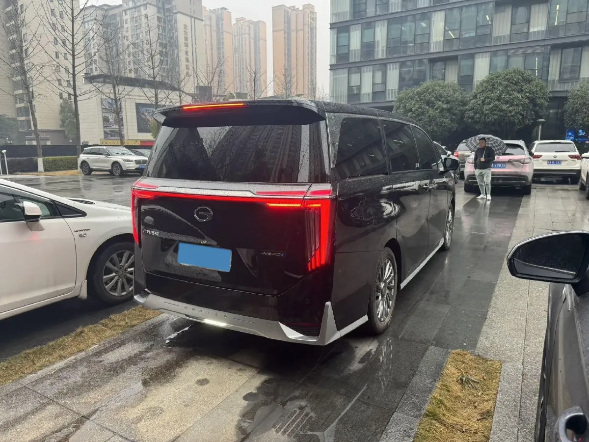 2025 GAC Trumpchi M8 2.0T 190HP L4 2DHT Hybrid,autocango,china used car exporter,china ev exporter,chinese used car exporter,chinese used ev exporter