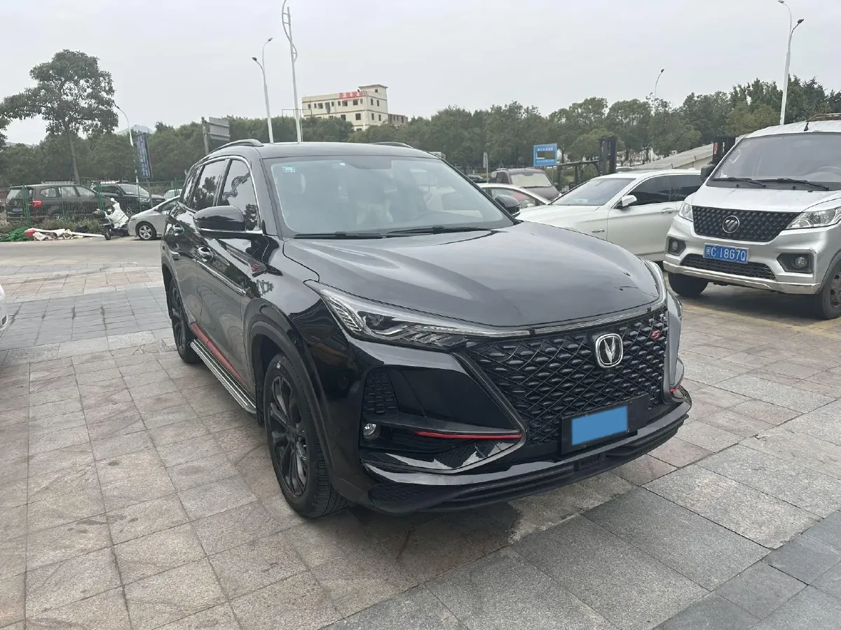2020 ChangAn CS75 Plus 2.0T 233HP L4 8AT,autocango,china used car exporter,china ev exporter,chinese used car exporter,chinese used ev exporter
