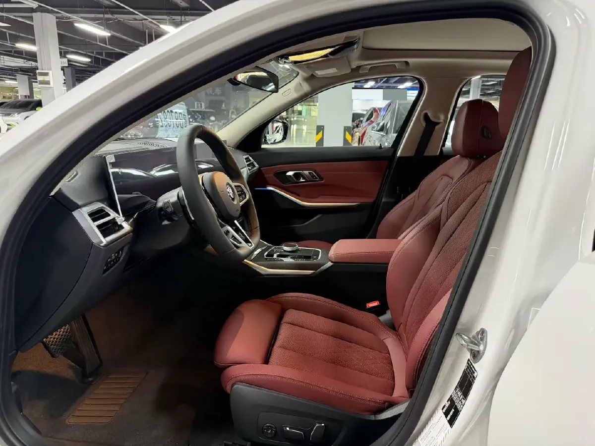 2026 BMW 3 Series 2.0T 184HP L4 8AT,autocango,china used car exporter,china ev exporter,chinese used car exporter,chinese used ev exporter