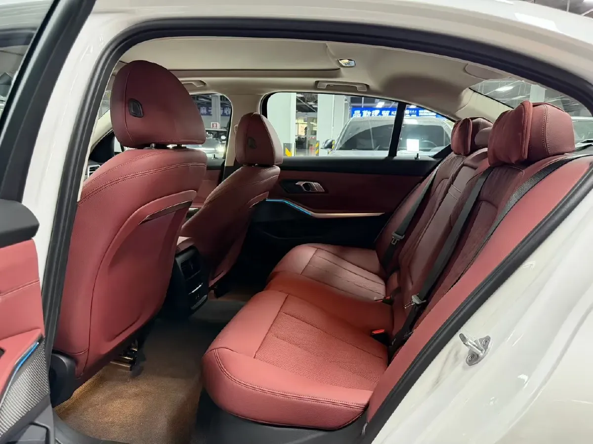 2026 BMW 3 Series 2.0T 184HP L4 8AT,autocango,china used car exporter,china ev exporter,chinese used car exporter,chinese used ev exporter