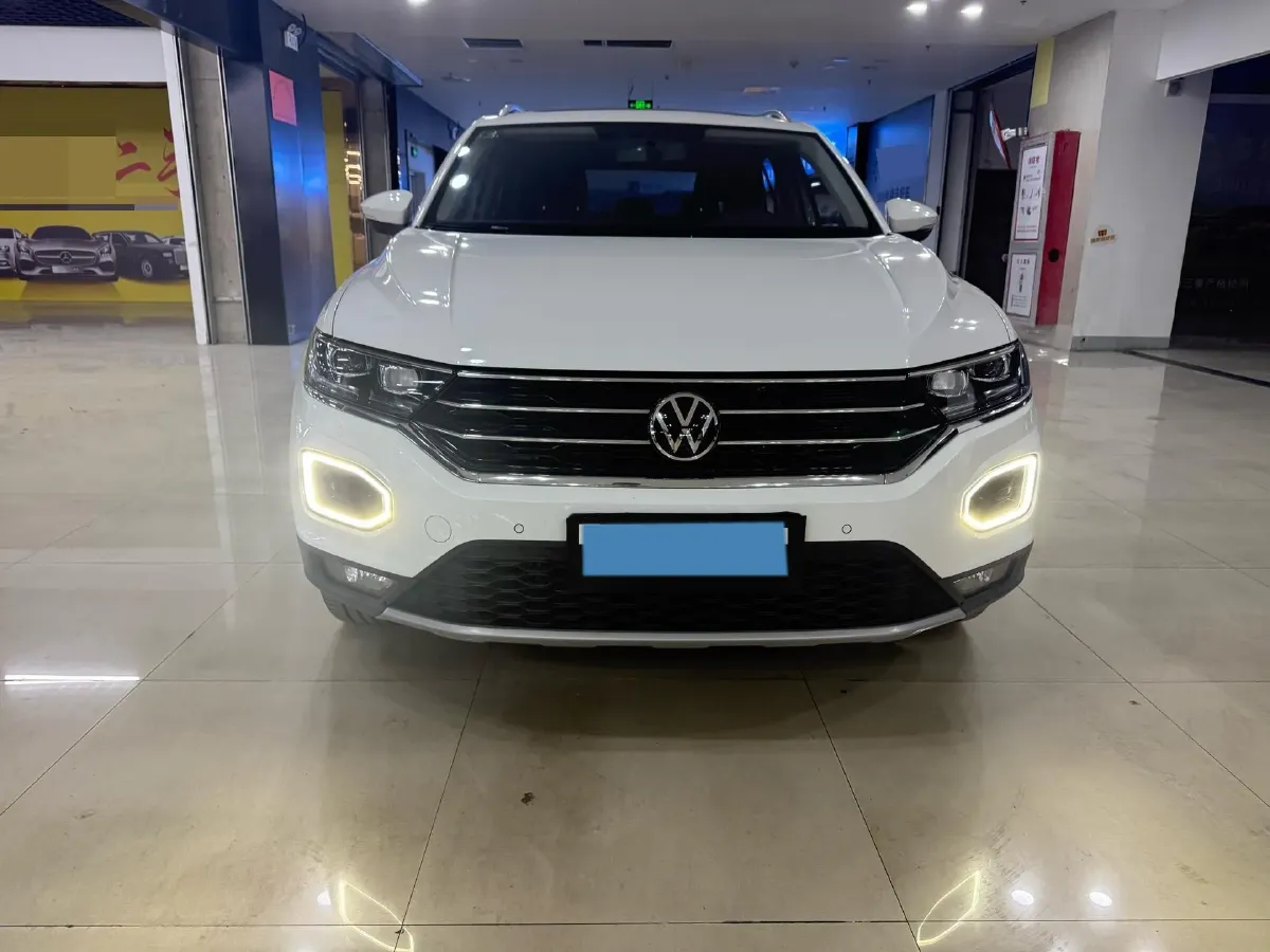 2022 Volkswagen T-Roc 1.4T 150HP L4 7DCT,autocango,china used car exporter,china ev exporter,chinese used car exporter,chinese used ev exporter