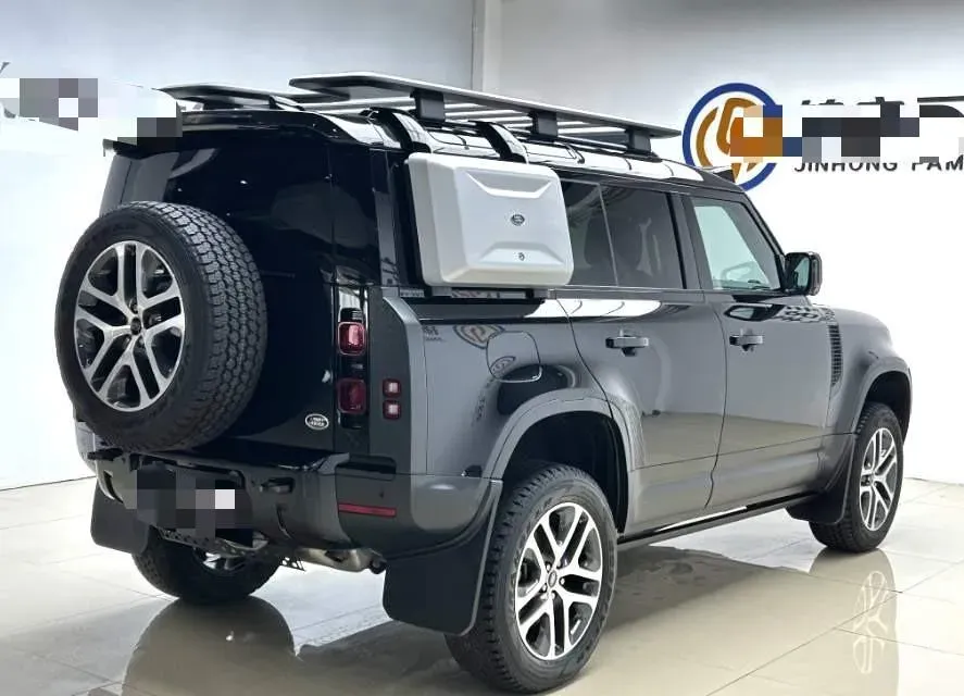 2021 Land Rover Defender 3.0T 400HP L6 8AT,autocango,china used car exporter,china ev exporter,chinese used car exporter,chinese used ev exporter