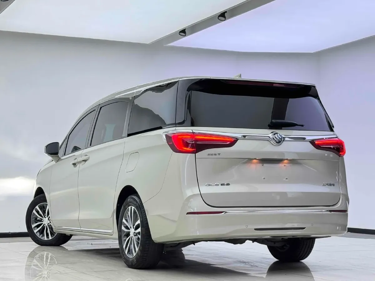 2023 Buick GL8 2.0T 237HP L4 9AT,autocango,china used car exporter,china ev exporter,chinese used car exporter,chinese used ev exporter