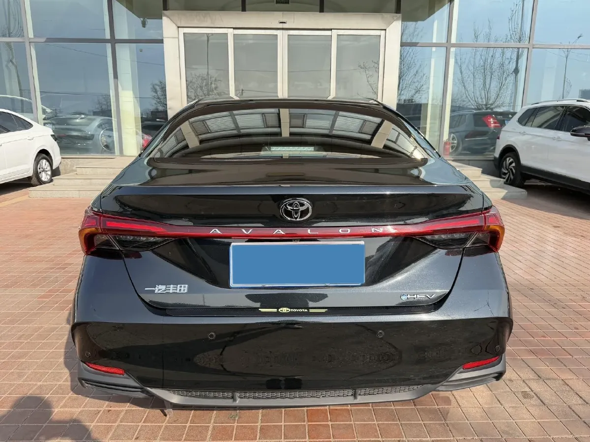 2024 Toyota Avalon 2.0L 152HP L4 E-CVT Hybrid,autocango,china used car exporter,china ev exporter,chinese used car exporter,chinese used ev exporter