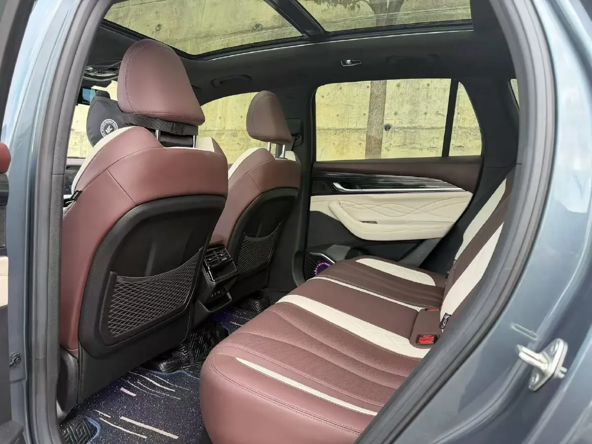 2024 Geely Monjaro 2.0T 238HP L4 8AT,autocango,china used car exporter,china ev exporter,chinese used car exporter,chinese used ev exporter