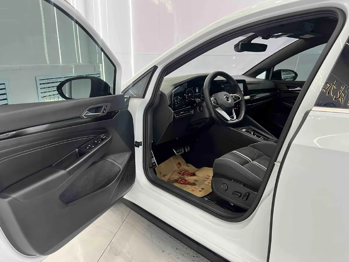 2021 Volkswagen Golf 1.4T 150HP L4 7DCT,autocango,china used car exporter,china ev exporter,chinese used car exporter,chinese used ev exporter