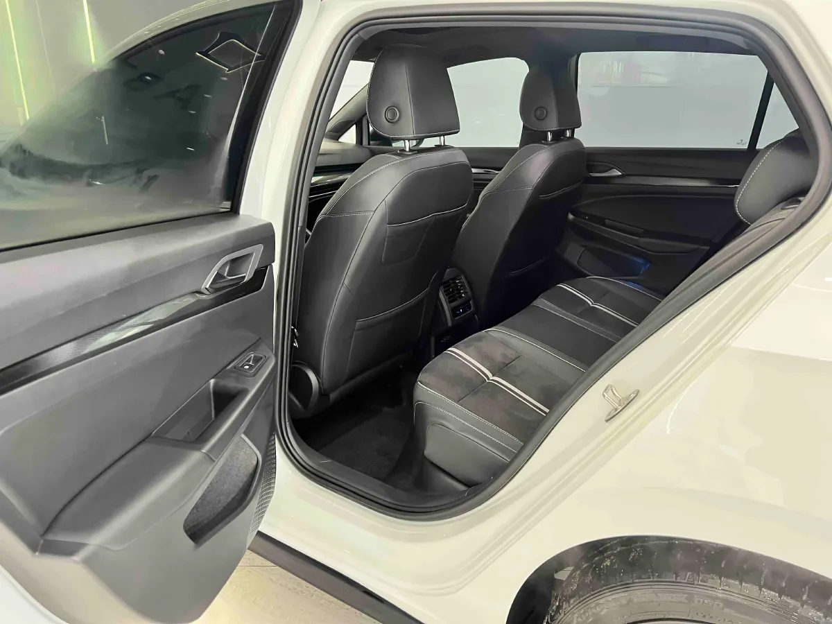 2021 Volkswagen Golf 1.4T 150HP L4 7DCT,autocango,china used car exporter,china ev exporter,chinese used car exporter,chinese used ev exporter