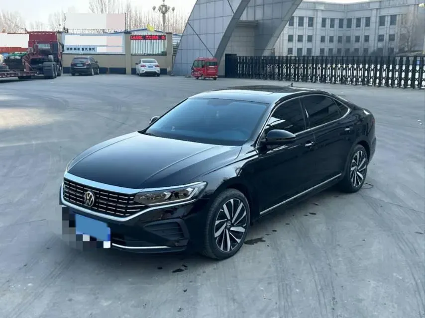 2024 Volkswagen Passat 2.0T 220HP L4 7DCT,autocango,china used car exporter,china ev exporter,chinese used car exporter,chinese used ev exporter