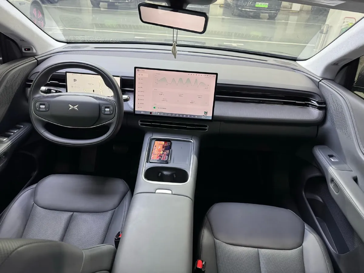 2025 Xpeng G6 BEV 68.5KWH,autocango,china used car exporter,china ev exporter,chinese used car exporter,chinese used ev exporter