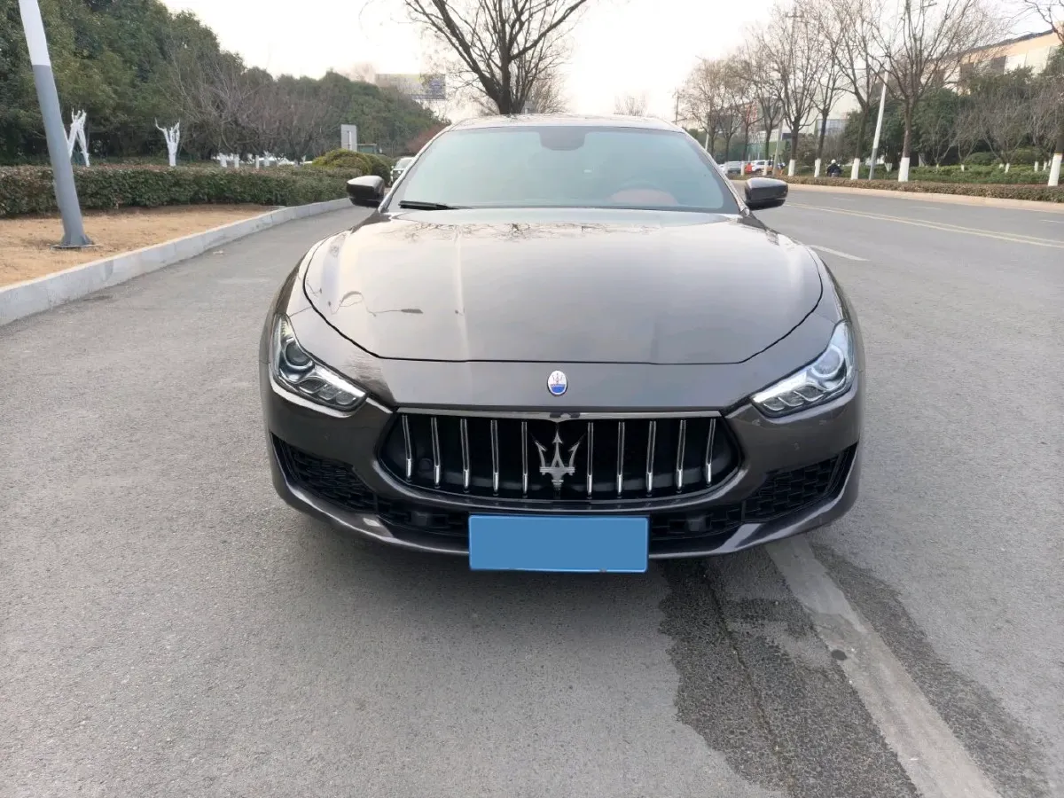 2022 Audi Q7 2.0T 245HP L4 8AT,autocango,china used car exporter,china ev exporter,chinese used car exporter,chinese used ev exporter