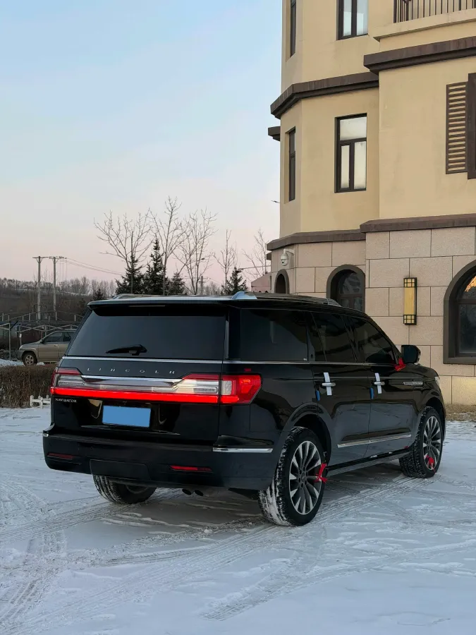 2019 Lincoln Navigator 3.5T 388HP V6 10AT,autocango,china used car exporter,china ev exporter,chinese used car exporter,chinese used ev exporter