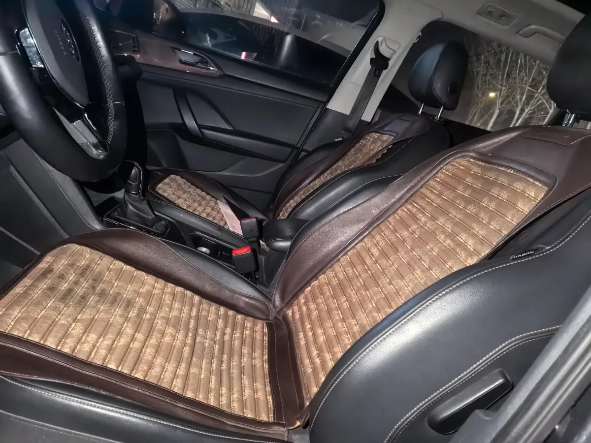 2019 MINI MINI 1.5T 102HP L3 7DCT,autocango,china used car exporter,china ev exporter,chinese used car exporter,chinese used ev exporter