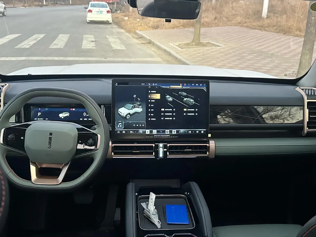 2024 iCAR iCAR 03 BEV 65.69KWH,autocango,china used car exporter,china ev exporter,chinese used car exporter,chinese used ev exporter