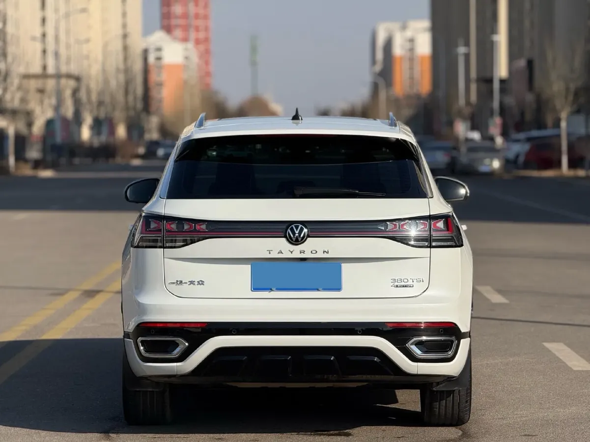 2024 Volkswagen Tayron 2.0T 220HP L4 7DCT,autocango,china used car exporter,china ev exporter,chinese used car exporter,chinese used ev exporter