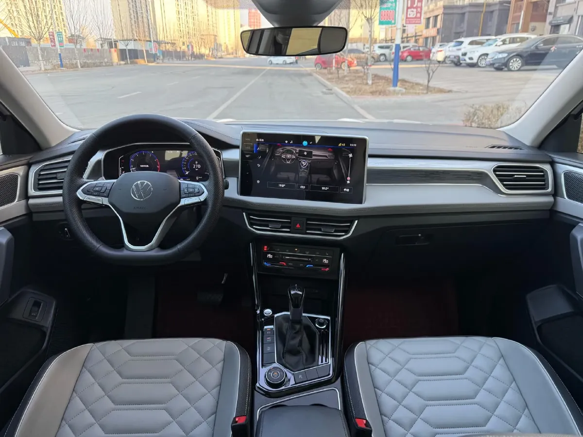 2024 Volkswagen Tayron 2.0T 220HP L4 7DCT,autocango,china used car exporter,china ev exporter,chinese used car exporter,chinese used ev exporter