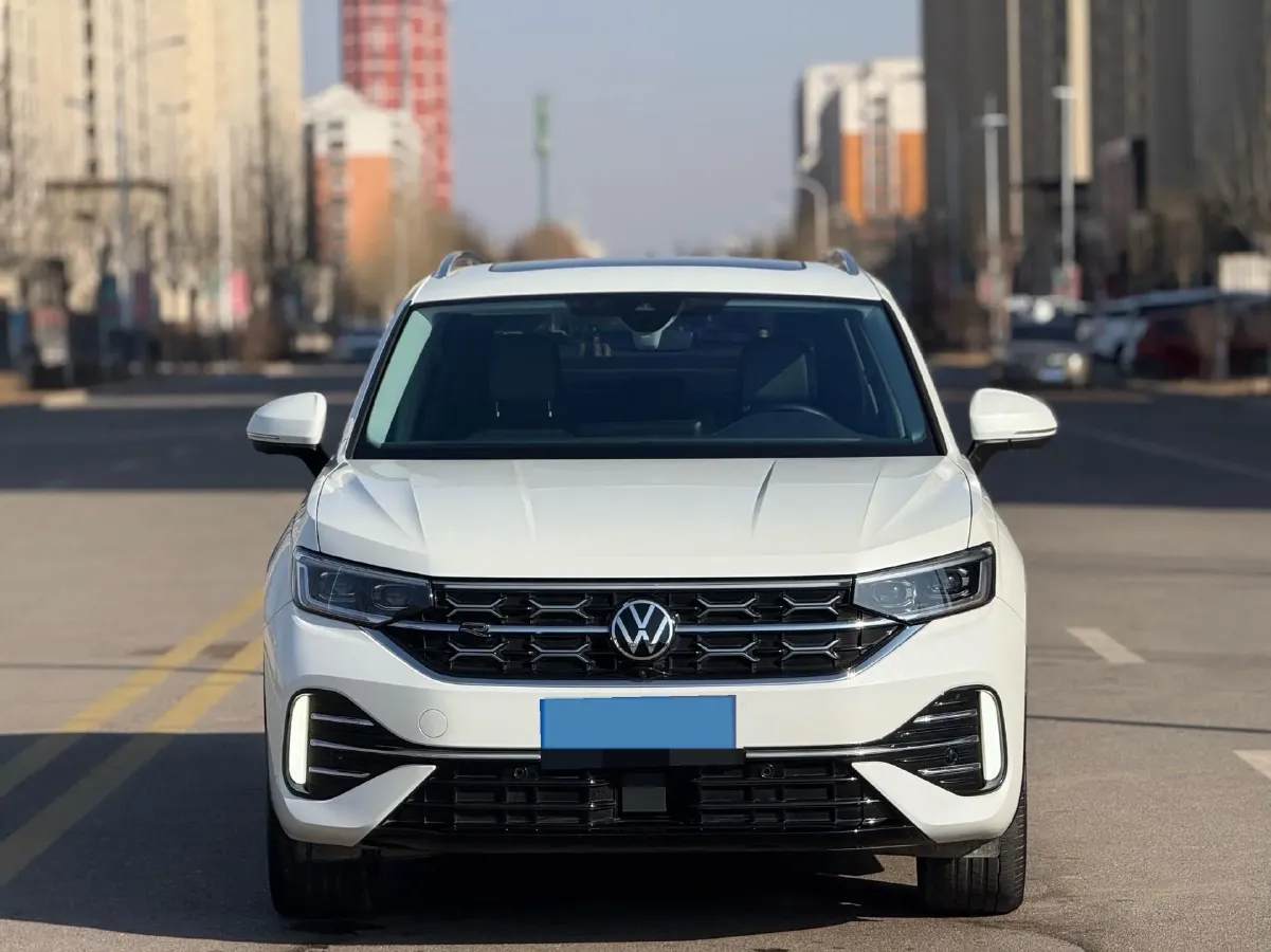 2024 Volkswagen Tayron 2.0T 220HP L4 7DCT,autocango,china used car exporter,china ev exporter,chinese used car exporter,chinese used ev exporter