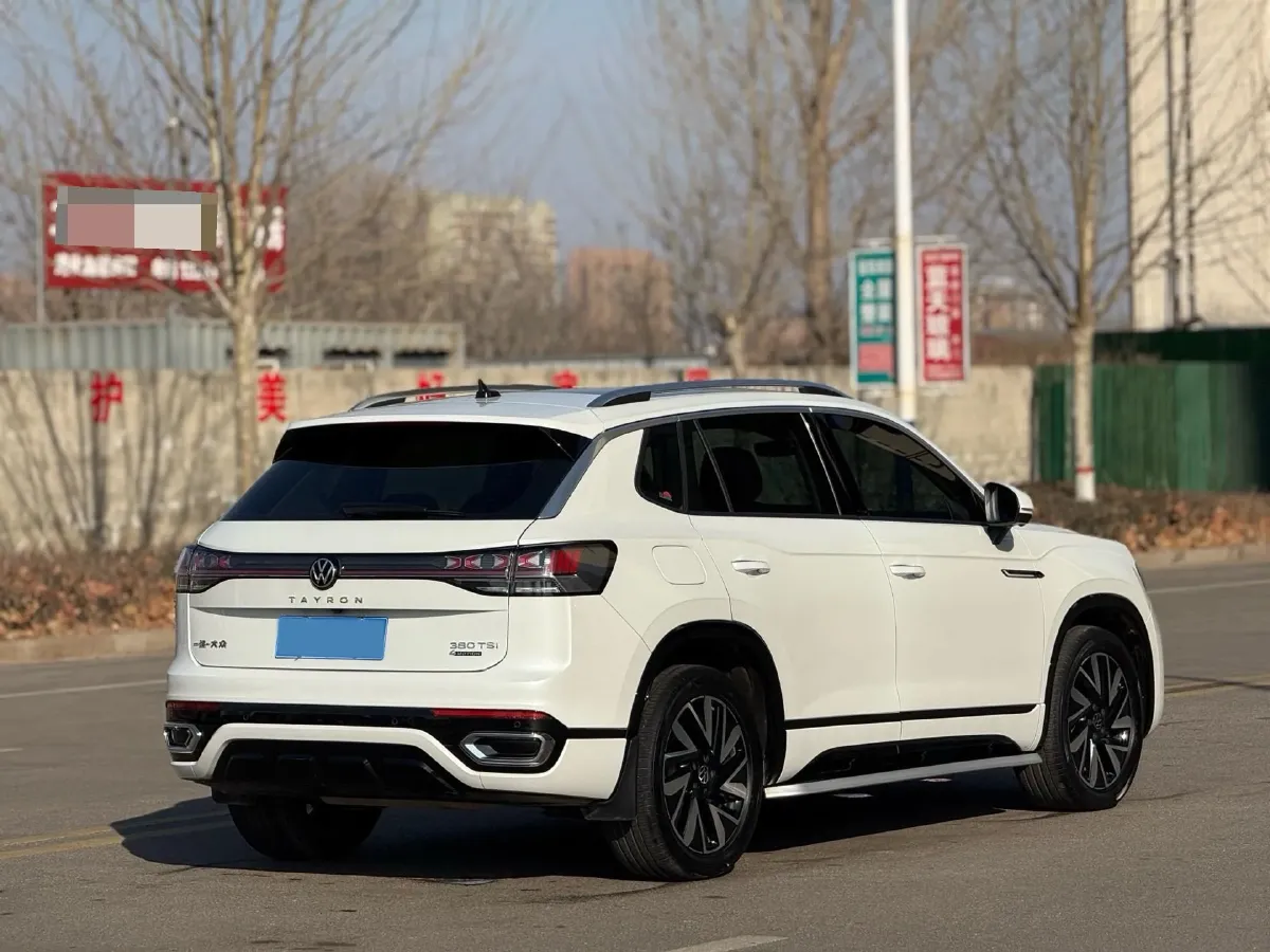 2024 Volkswagen Tayron 2.0T 220HP L4 7DCT,autocango,china used car exporter,china ev exporter,chinese used car exporter,chinese used ev exporter