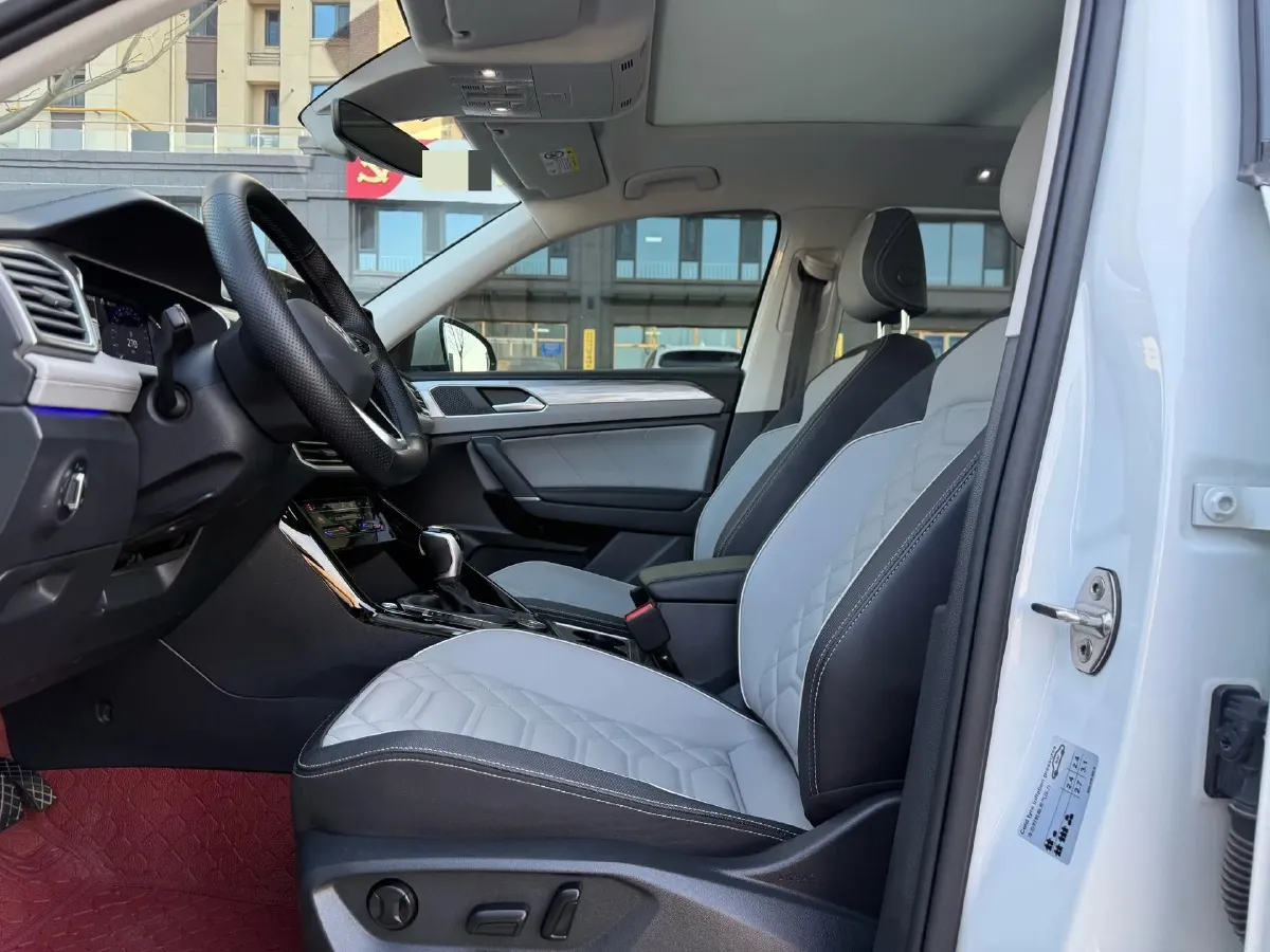 2024 Volkswagen Tayron 2.0T 220HP L4 7DCT,autocango,china used car exporter,china ev exporter,chinese used car exporter,chinese used ev exporter